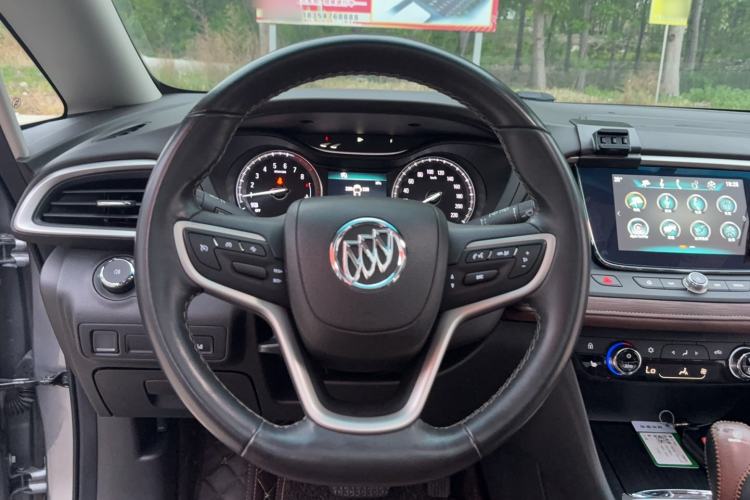 Used Buick GL6 2019 18T 6-Seater Connected Luxury Version China VI Standard Steering Wheel