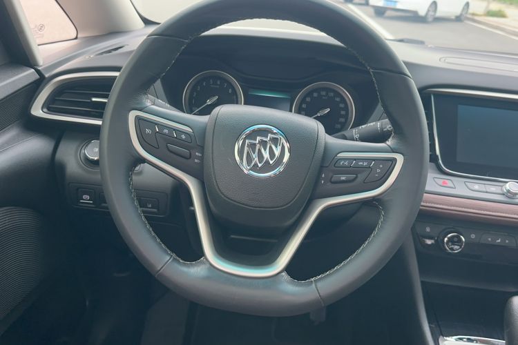 Used Buick GL6 2019 18T 6-Seater Connected Luxury Version China V Standard Steering Wheel