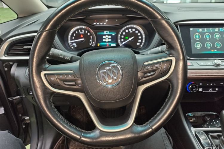 Used Buick GL6 2019 18T 6-Seater Connected Luxury Version China VI Standard Steering Wheel