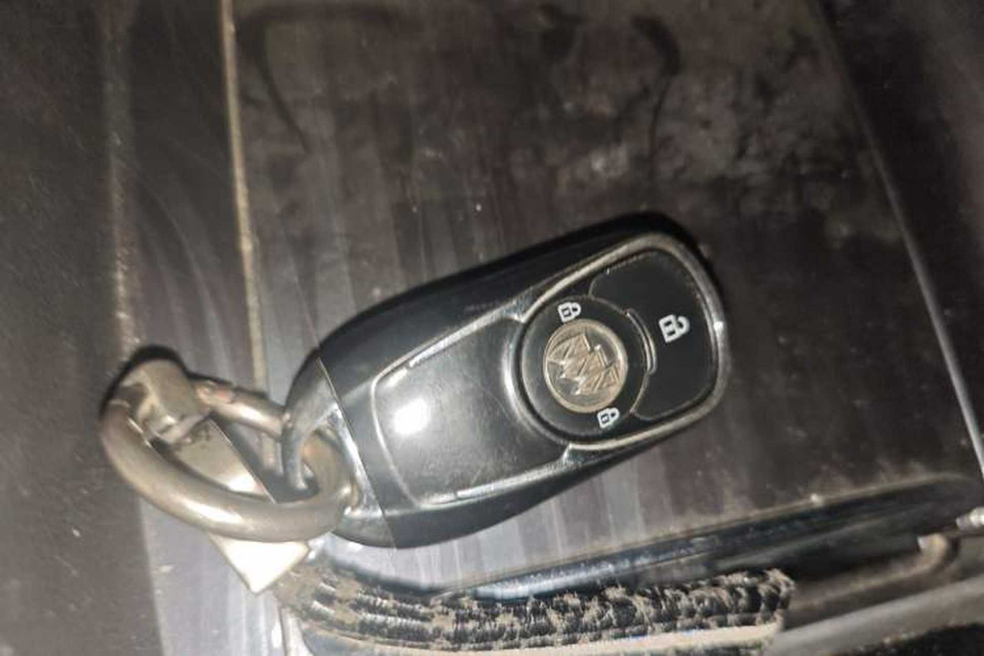 Used Buick GL6 2019 18T 6-Seater Connected Luxury Version China VI Standard Vehicle Key