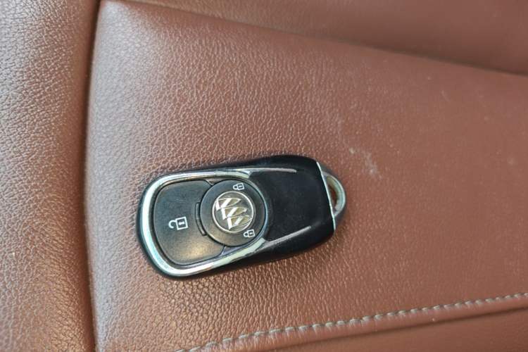 Used Buick GL6 2019 18T 6-Seater Connected Luxury Version China VI Standard Vehicle Key