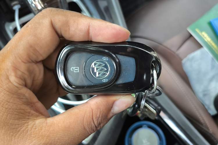 Used Buick GL6 2019 18T 6-Seater Connected Luxury Version China VI Standard Vehicle Key