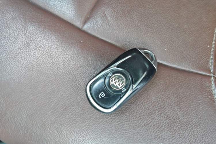 Used Buick GL6 2019 18T 6-Seater Connected Luxury Version China VI Standard Vehicle Key