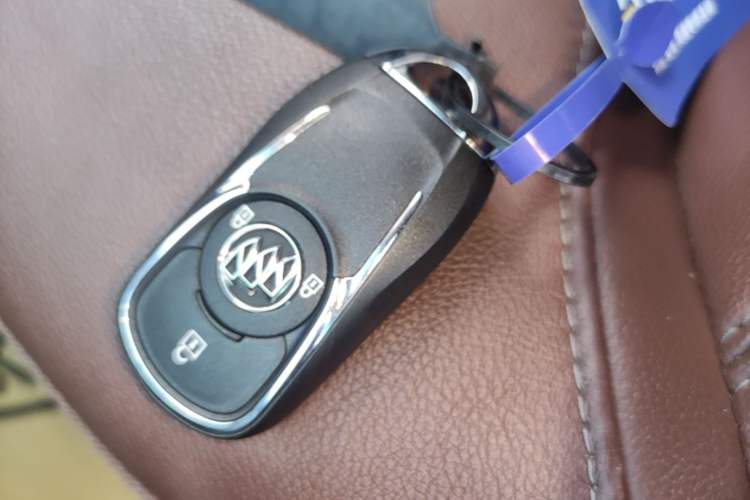 Used Buick GL6 2019 18T 6-Seater Connected Luxury Version China VI Standard Vehicle Key