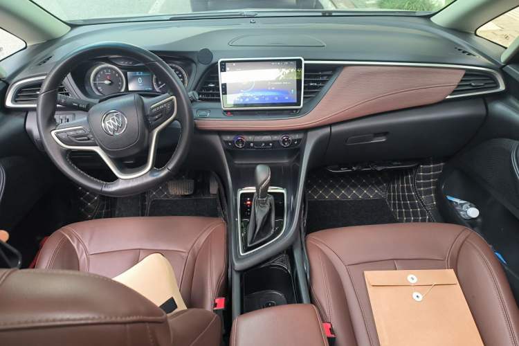 Used Buick GL6 2019 18T 6-Seater Connected Luxury Version China VI Standard Center Console