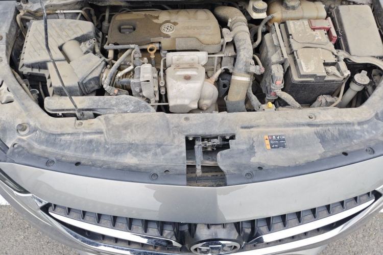 Used Buick GL6 2019 18T 6-Seater Connected Luxury Version China V Standard Engine Bay