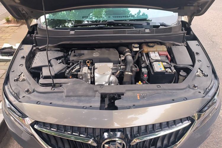 Used Buick GL6 2019 18T 6-Seater Connected Luxury Version China VI Standard Engine Bay