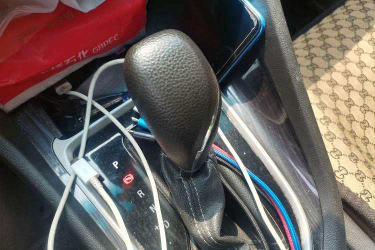 Used Buick GL6 2019 18T 6-Seater Connected Luxury Version China VI Standard Gear Lever