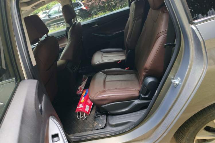 Used Buick GL6 2019 18T 6-Seater Connected Luxury Version China V Standard Left Rear Seat