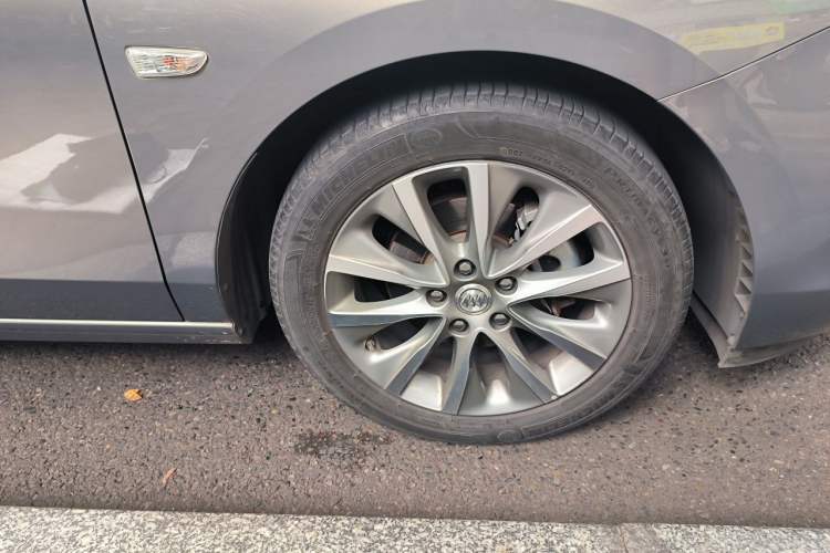 Used Buick GL6 2019 18T 6-Seater Connected Luxury Version China VI Standard Right Front Wheel Hub