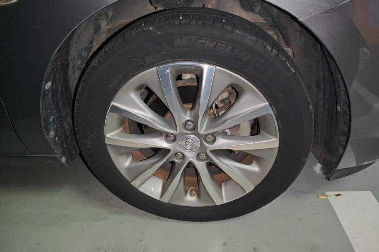 Used Buick GL6 2019 18T 6-Seater Connected Luxury Version China VI Standard Right Front Wheel Hub