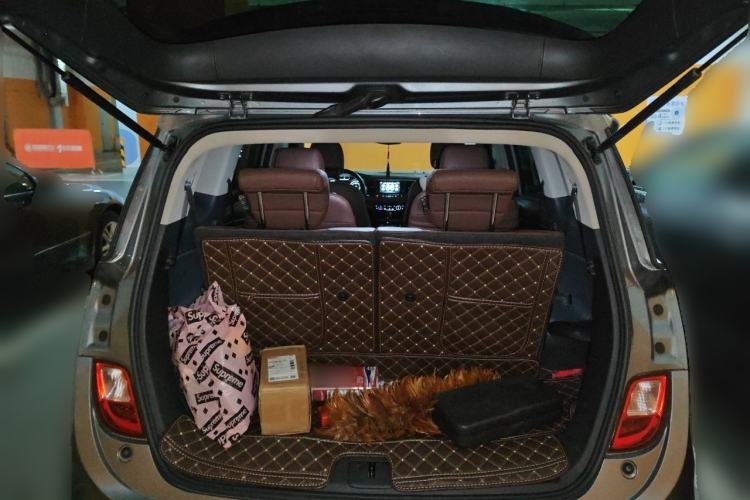 Used Buick GL6 2019 18T 6-Seater Connected Luxury Version China VI Standard Trunk