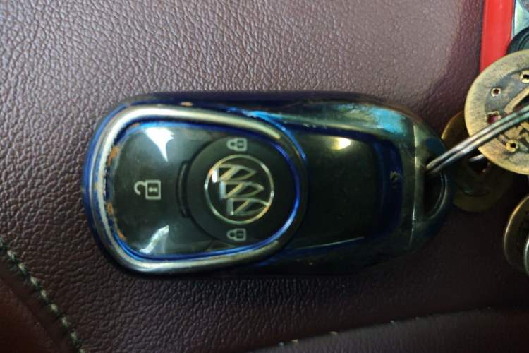 Used Buick GL6 2019 18T 6-Seater Connected Luxury Version China V Standard Vehicle Key