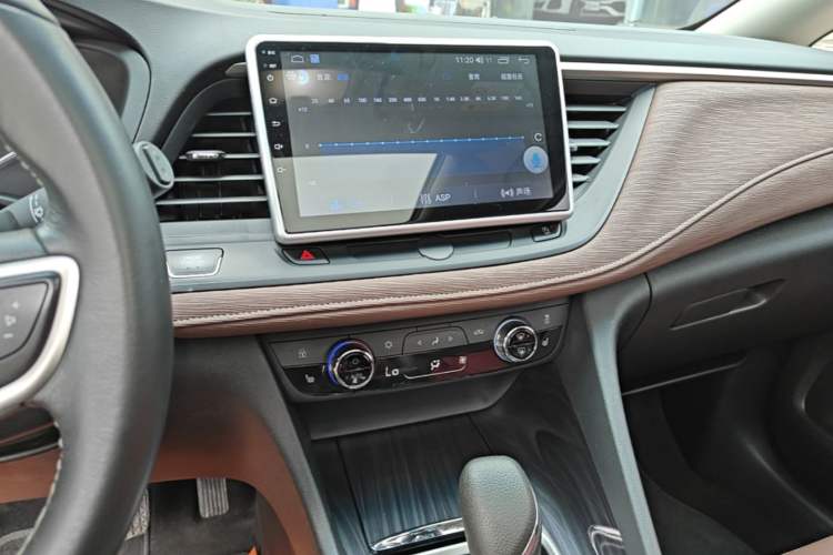 Used Buick GL6 2019 18T 6-Seater Connected Luxury Version China VI Standard Audio And AC Panel