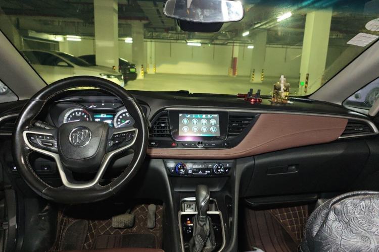Used Buick GL6 2019 18T 6-Seater Connected Luxury Version China V Standard Center Console