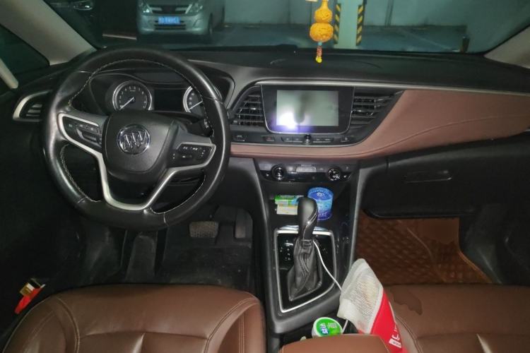 Used Buick GL6 2019 18T 6-Seater Connected Luxury Version China V Standard Center Console