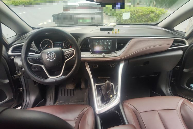 Used Buick GL6 2019 18T 6-Seater Connected Luxury Version China V Standard Center Console