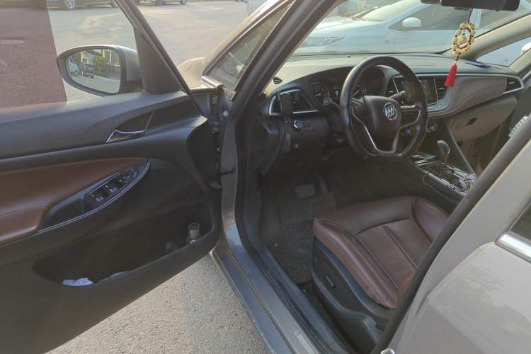 Used Buick GL6 2019 18T 6-Seater Connected Luxury Version China VI Standard Driver Seat