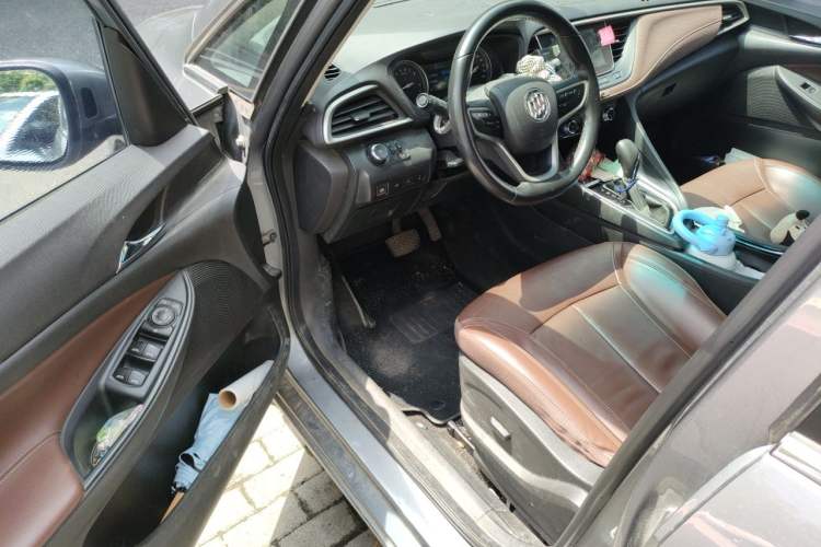 Used Buick GL6 2019 18T 6-Seater Connected Luxury Version China VI Standard Driver Seat