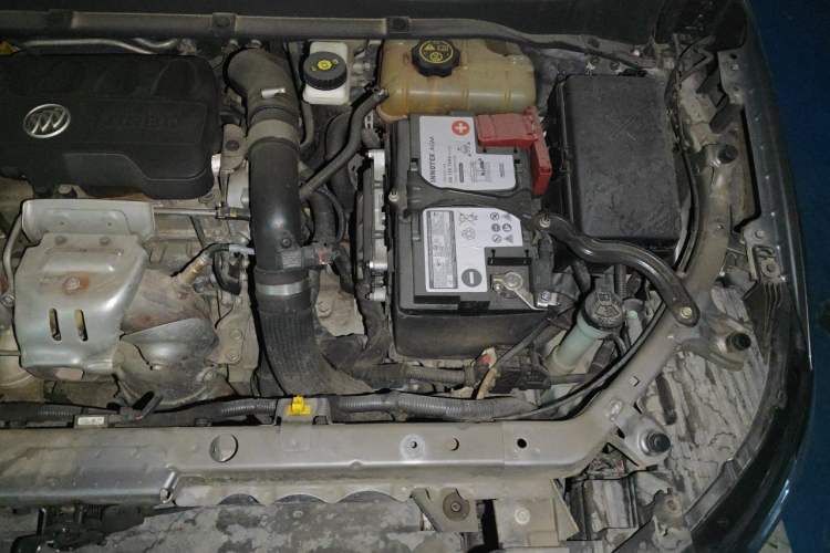 Used Buick GL6 2019 18T 6-Seater Connected Luxury Version China V Standard Engine Bay Left