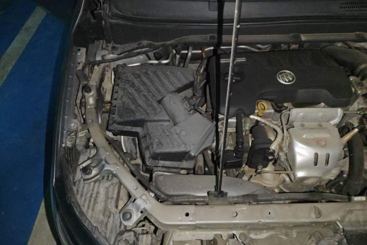 Used Buick GL6 2019 18T 6-Seater Connected Luxury Version China V Standard Engine Bay Right