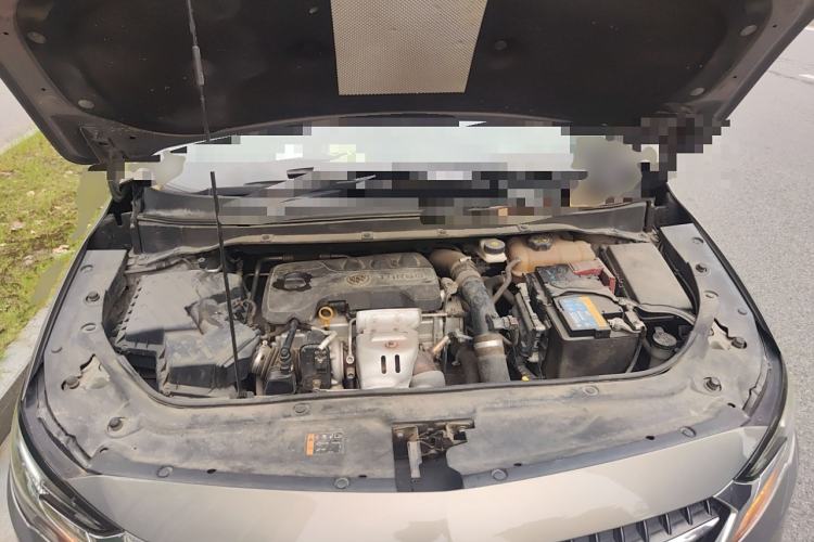 Used Buick GL6 2019 18T 6-Seater Connected Luxury Version China V Standard Engine Bay