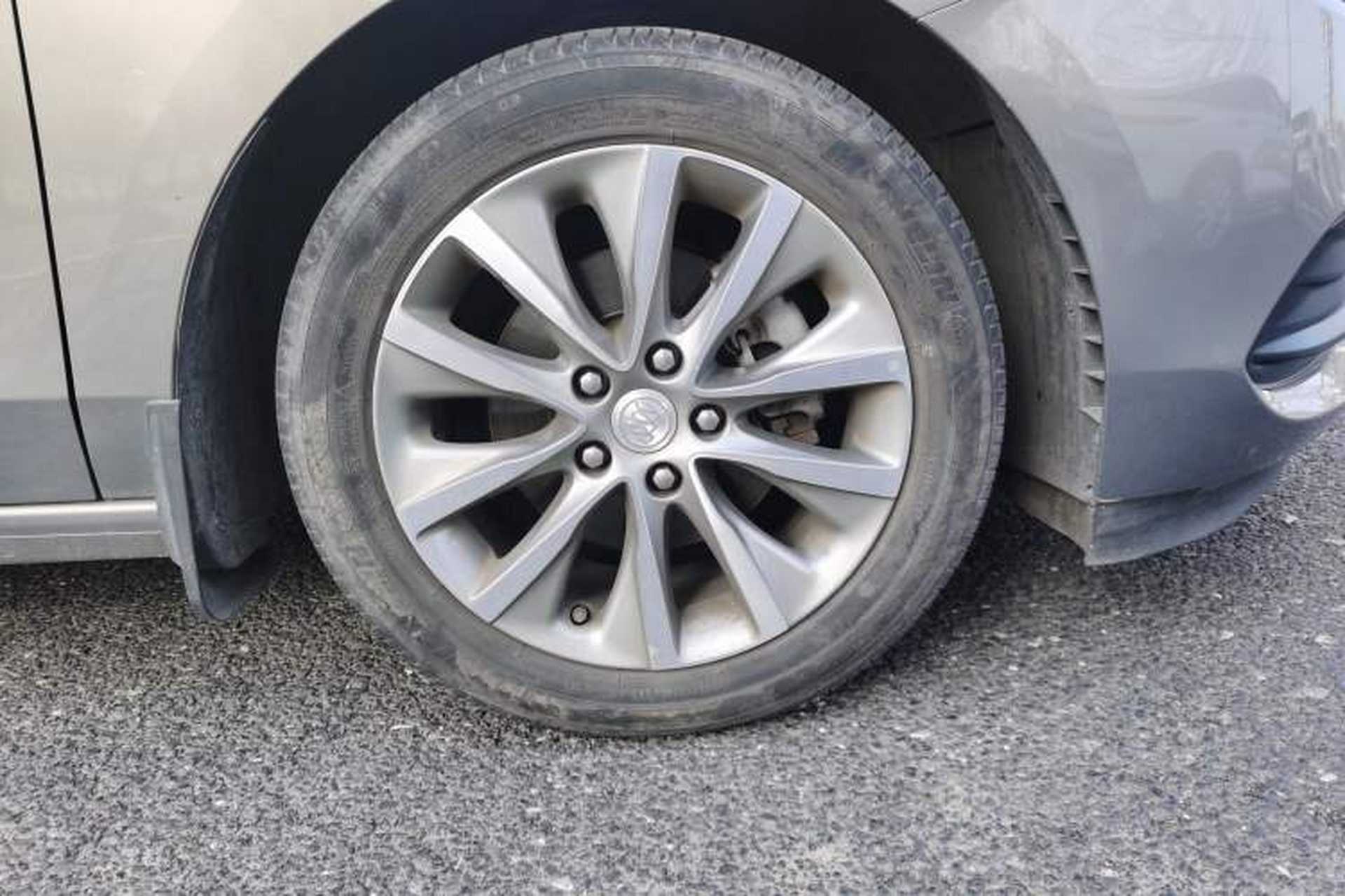 Used Buick GL6 2019 18T 6-Seater Connected Luxury Version China VI Standard Exterior 7