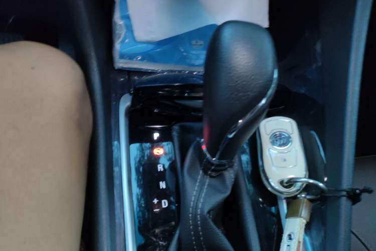 Used Buick GL6 2019 18T 6-Seater Connected Luxury Version China VI Standard Gear Lever