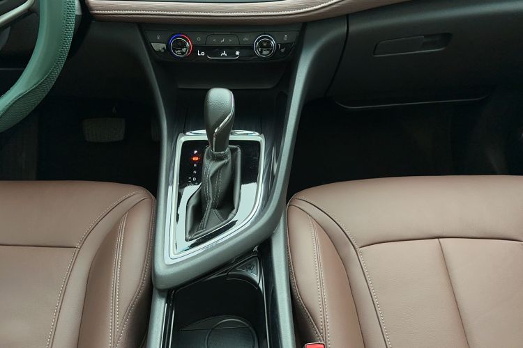 Used Buick GL6 2019 18T 6-Seater Connected Luxury Version China V Standard Gear Lever