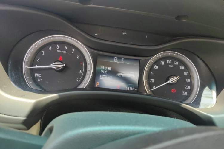 Used Buick GL6 2019 18T 6-Seater Elite Version China VI Standard Instrument Cluster