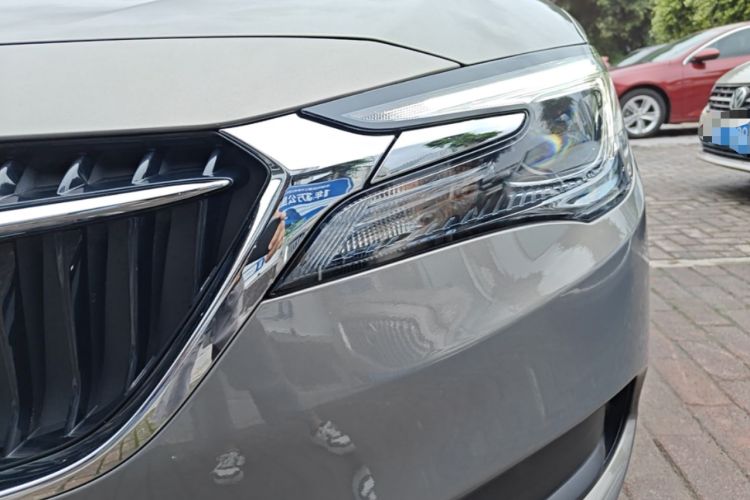 Used Buick GL6 2019 18T 6-Seater Connected Luxury Version China VI Standard Left Front Headlight