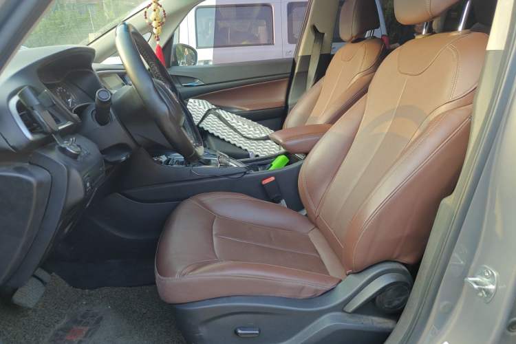 Used Buick GL6 2019 18T 6-Seater Connected Luxury Version China VI Standard Left Front Seat