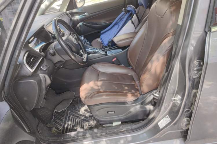 Used Buick GL6 2019 18T 6-Seater Connected Luxury Version China V Standard Left Front Seat