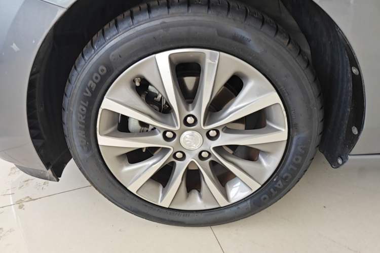 Used Buick GL6 2019 18T 6-Seater Connected Luxury Version China VI Standard Left Front Wheel Hub
