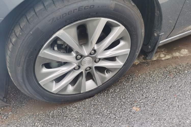 Used Buick GL6 2019 18T 5-Seater Connected Luxury Version China V Standard Left Front Wheel Hub