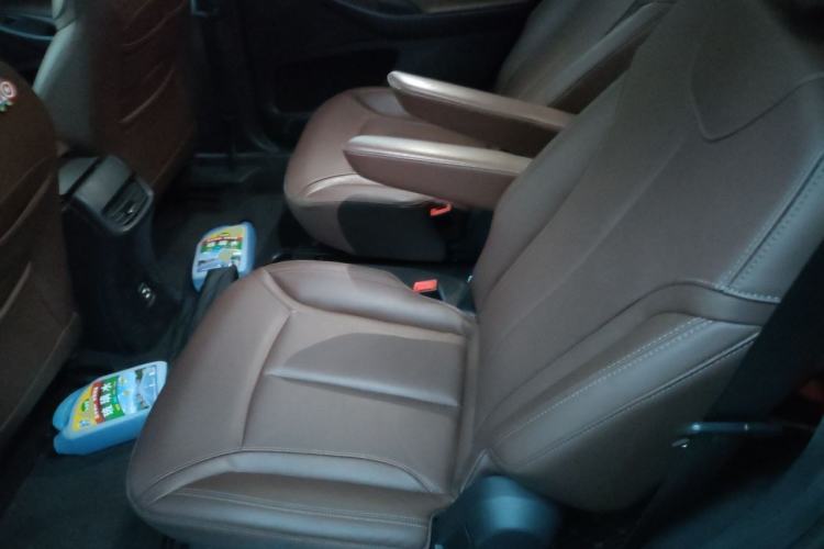 Used Buick GL6 2019 18T 6-Seater Connected Luxury Version China VI Standard Left Rear Seat