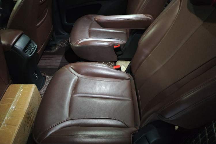 Used Buick GL6 2019 18T 6-Seater Connected Luxury Version China V Standard Left Rear Seat