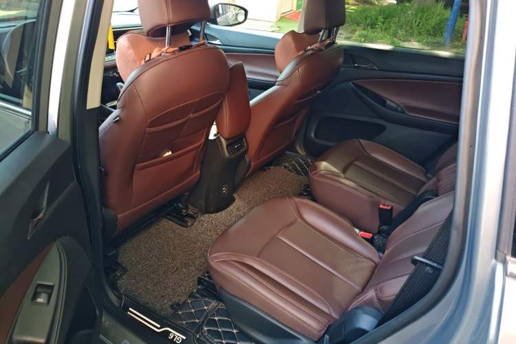 Used Buick GL6 2019 18T 6-Seater Connected Luxury Version China V Standard Left Rear Seat