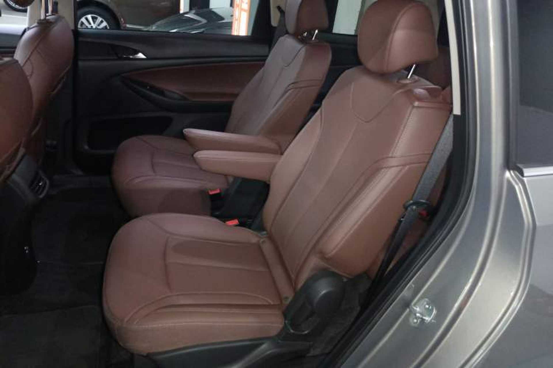 Used Buick GL6 2019 18T 6-Seater Connected Luxury Version China VI Standard Left Rear Seat