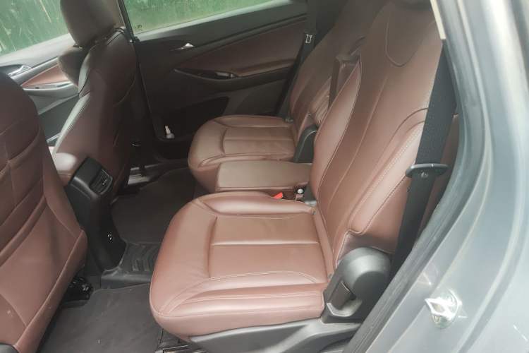Used Buick GL6 2019 18T 6-Seater Connected Luxury Version China V Standard Left Rear Seat