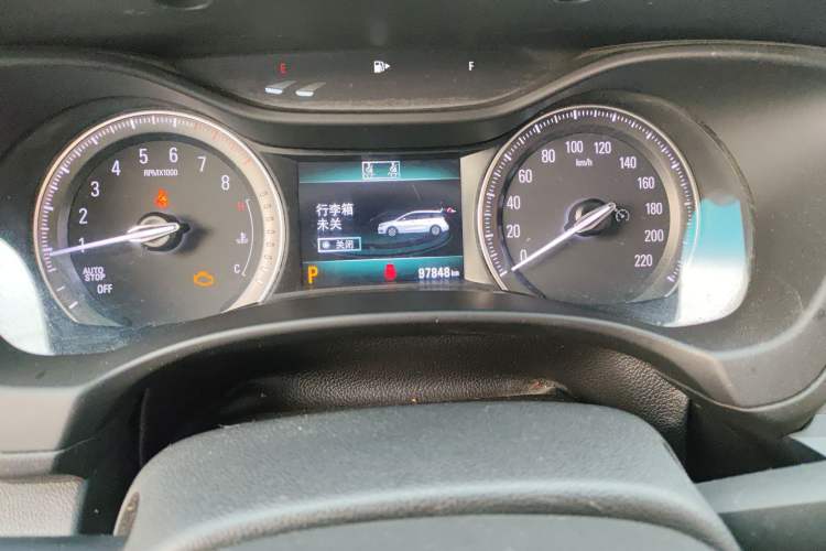 Used Buick GL6 2019 18T 6-Seater Connected Luxury Version China V Standard Odometer Close Up