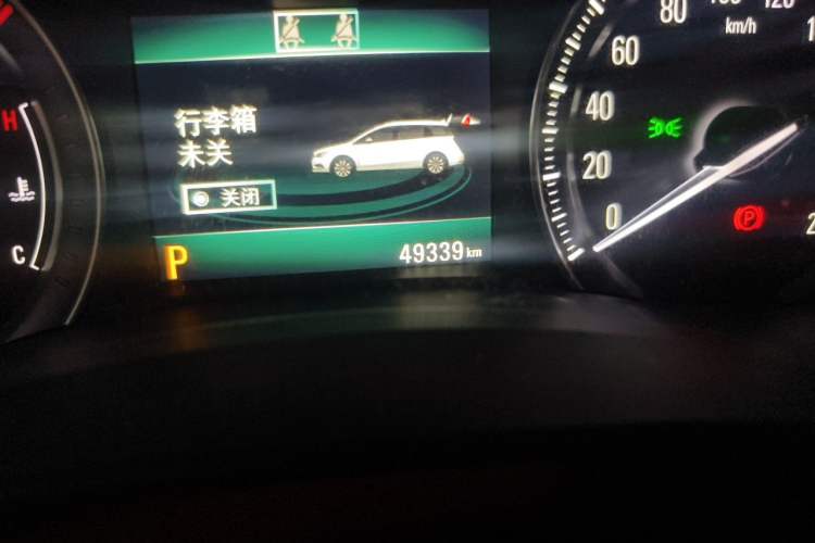 Used Buick GL6 2019 18T 6-Seater Connected Luxury Version China V Standard Odometer Close Up