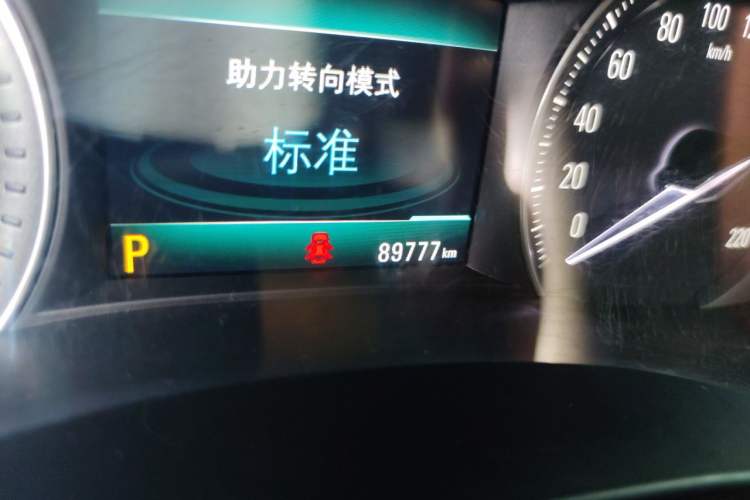 Used Buick GL6 2019 18T 5-Seater Connected Luxury Version China V Standard Odometer Close Up