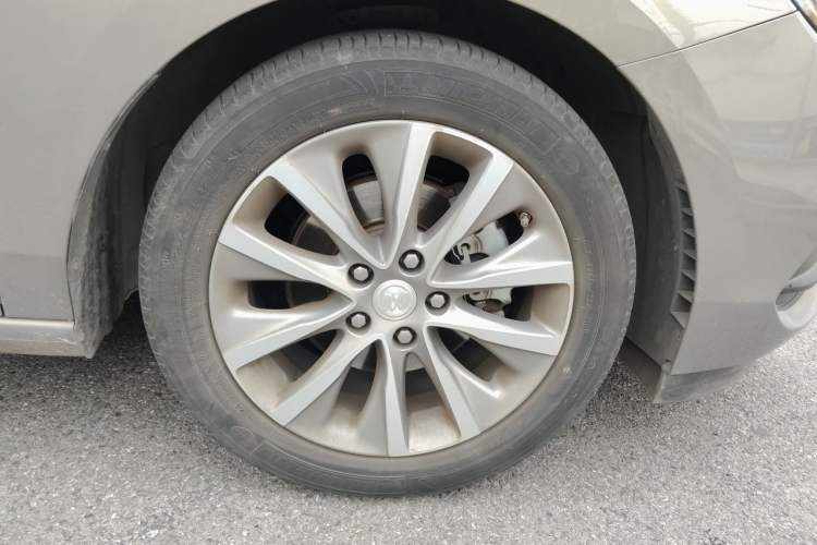 Used Buick GL6 2019 18T 6-Seater Connected Luxury Version China VI Standard Right Front Wheel Hub