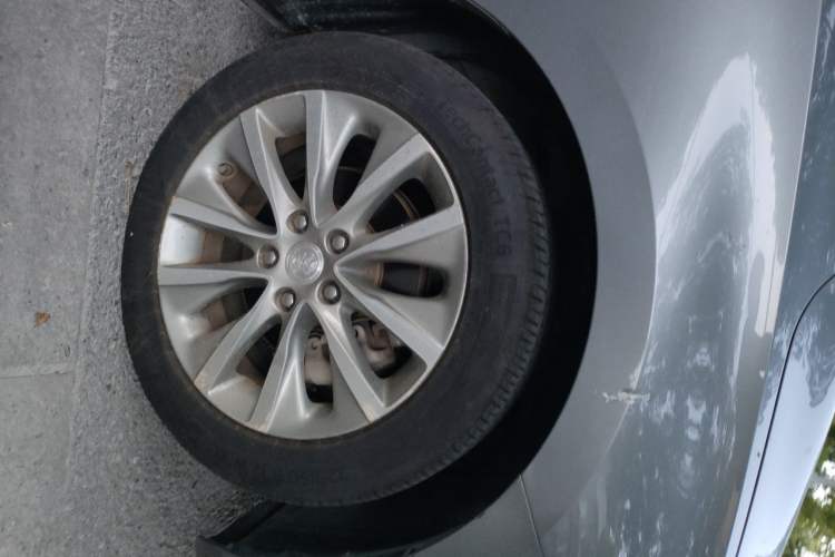 Used Buick GL6 2019 18T 6-Seater Connected Luxury Version China VI Standard Right Front Wheel Hub