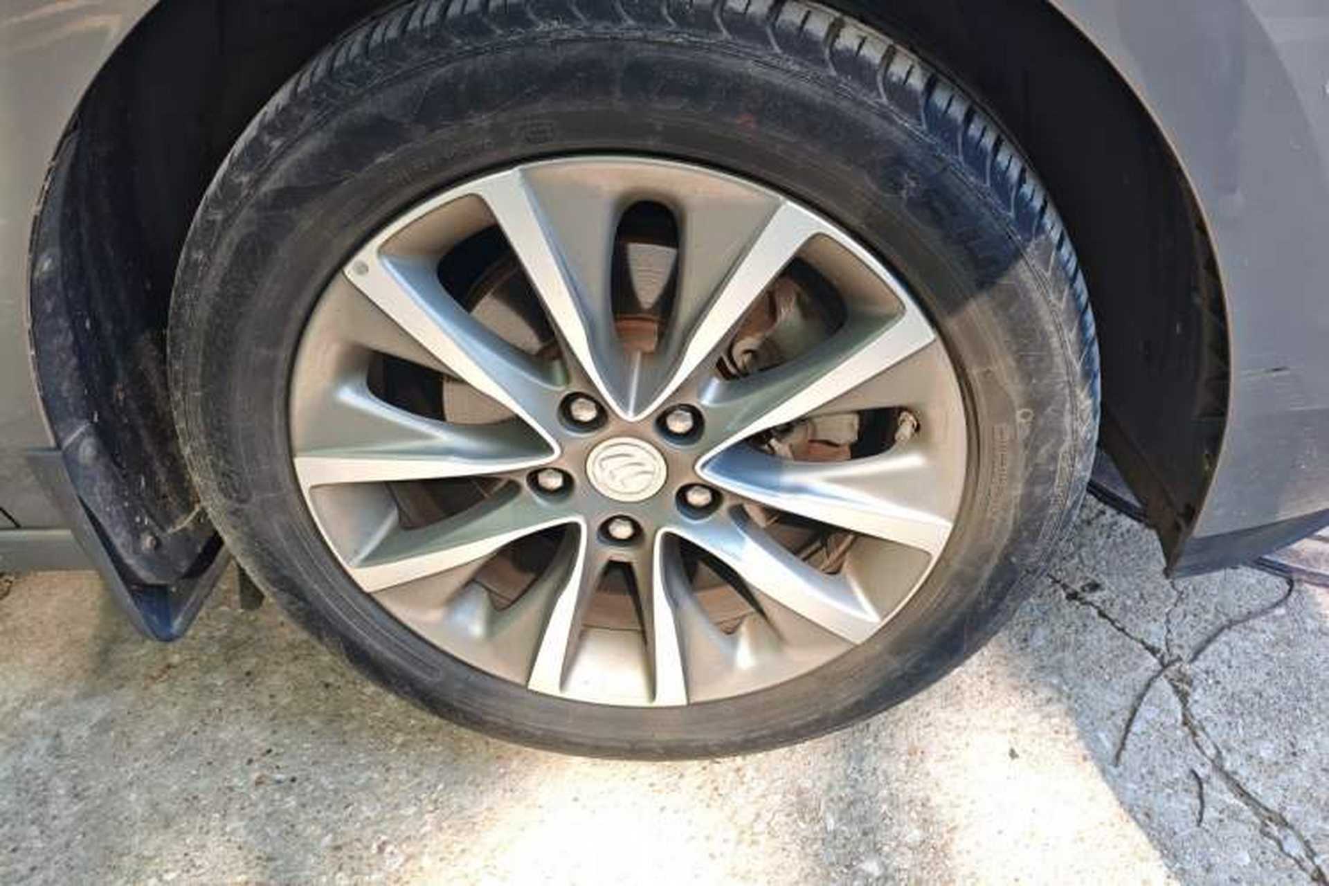 Used Buick GL6 2019 18T 6-Seater Connected Luxury Version China V Standard Right Front Wheel Hub