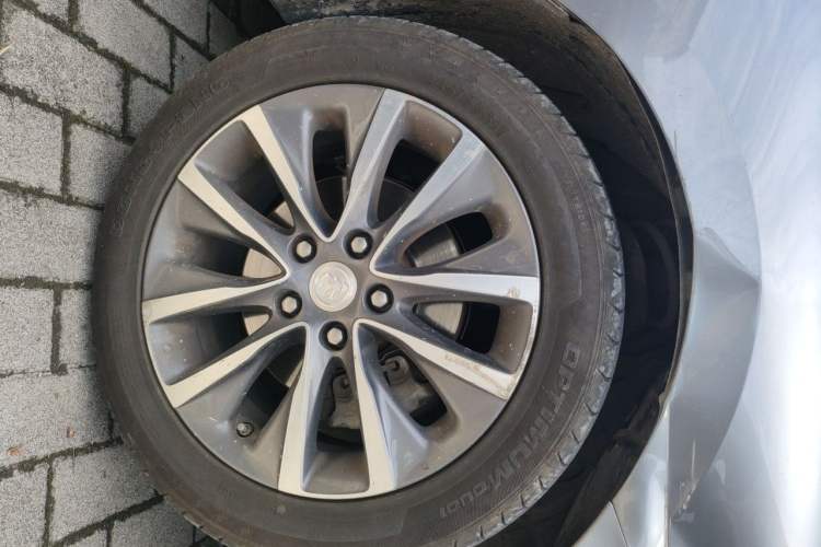 Used Buick GL6 2019 18T 6-Seater Connected Luxury Version China VI Standard Right Front Wheel Hub