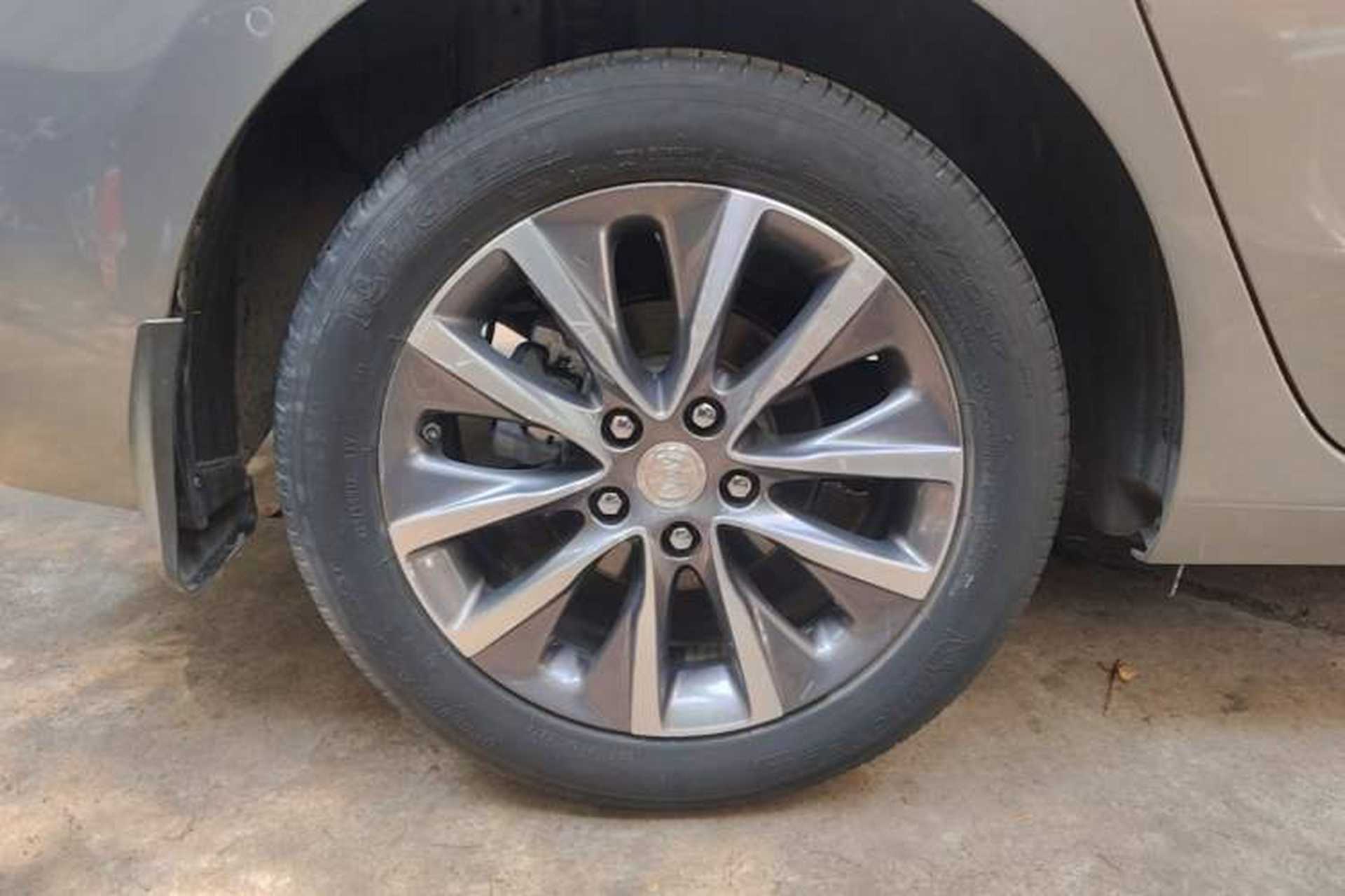 Used Buick GL6 2019 18T 6-Seater Connected Luxury Version China V Standard Right Rear Wheel Hub