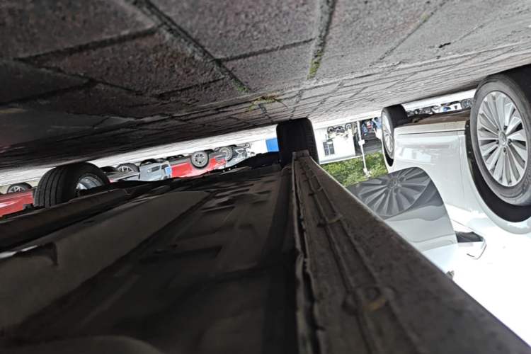 Used Buick GL6 2019 18T 6-Seater Connected Luxury Version China VI Standard Right Side Sill
