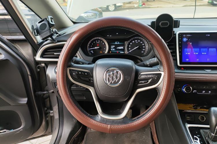 Used Buick GL6 2019 18T 6-Seater Connected Luxury Version China V Standard Steering Wheel